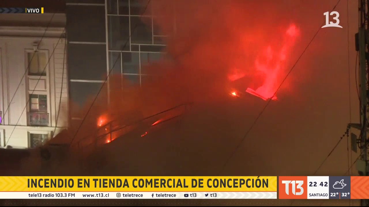 Incendio afecta a local de Barros Arana en Concepción