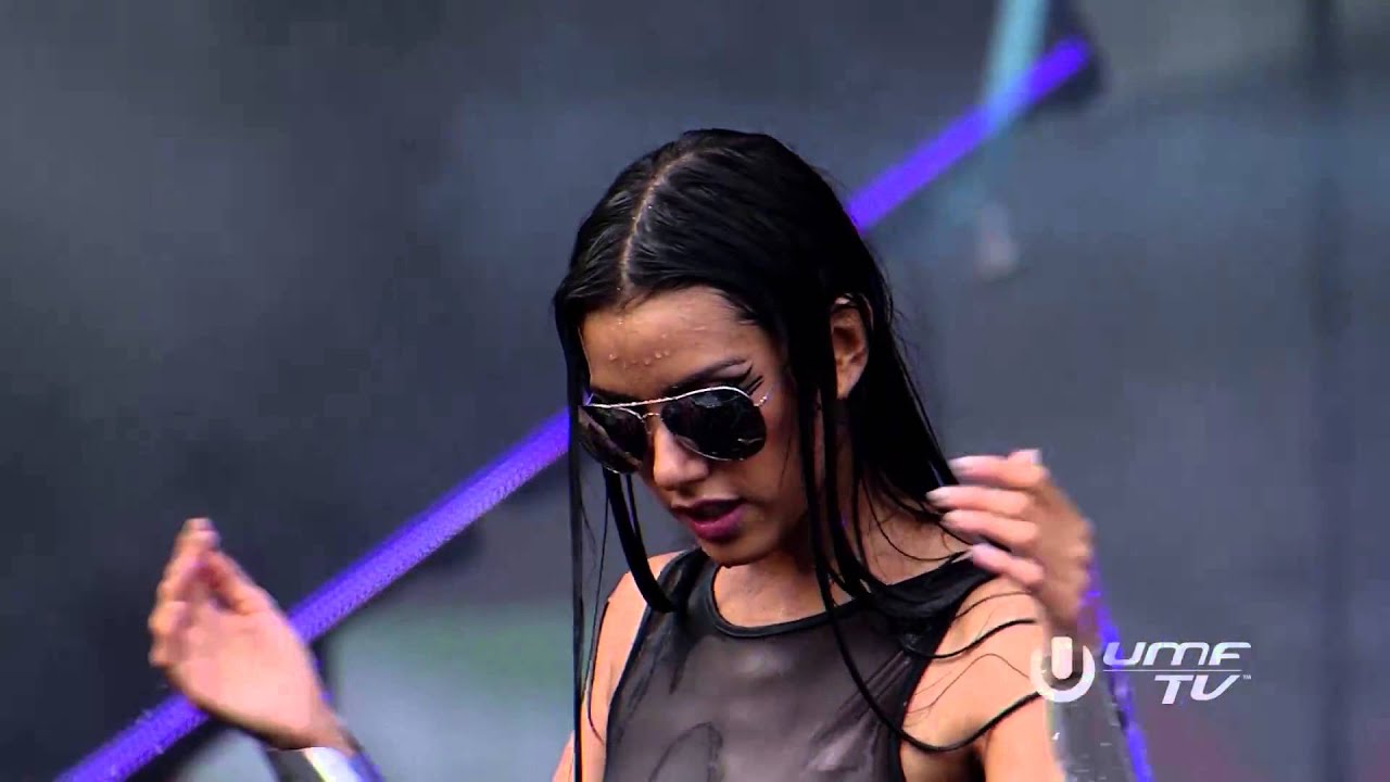 W&W ft Ultra Angel Yasmin - UMF Miami 2016