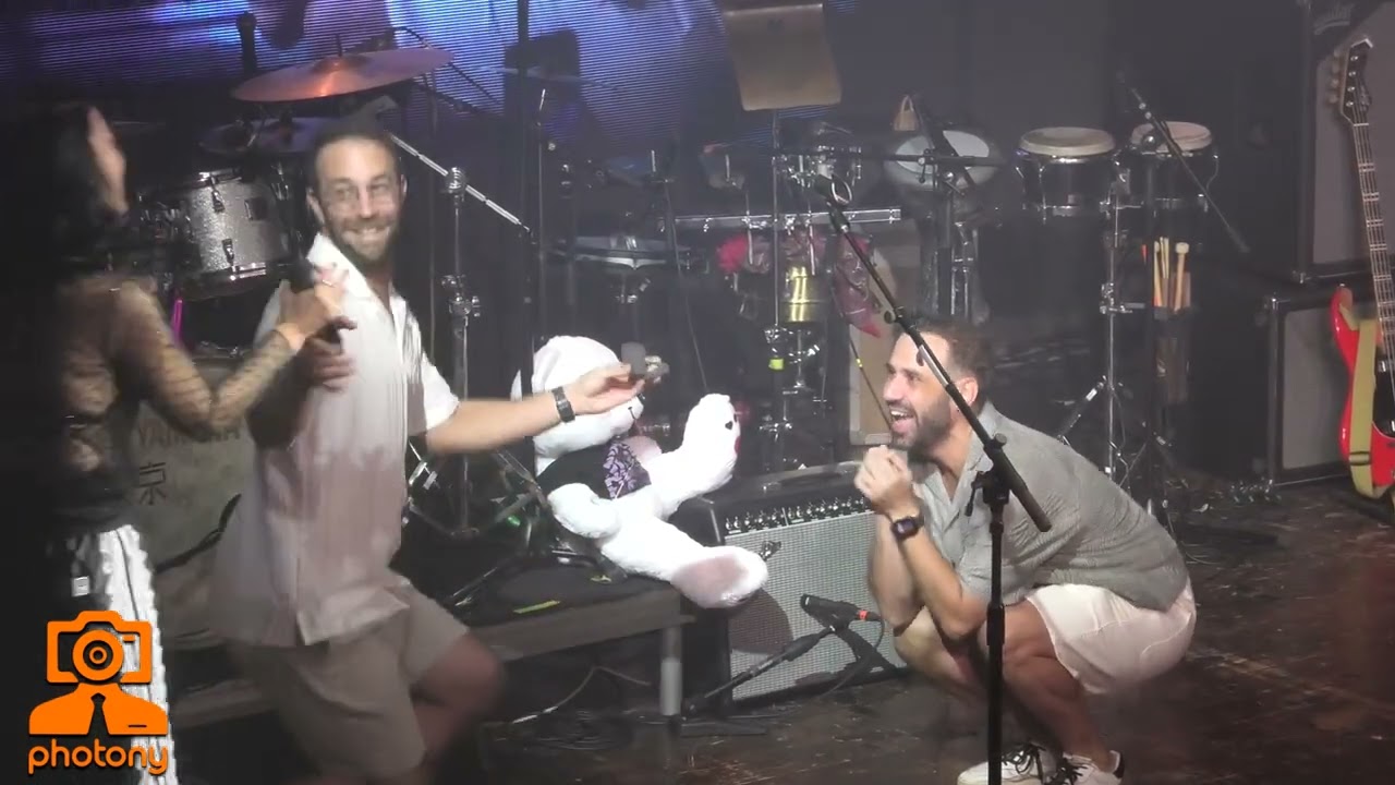 יום הולדת לנינט טייב בבארבי - הצעת נישואין בהפתעה