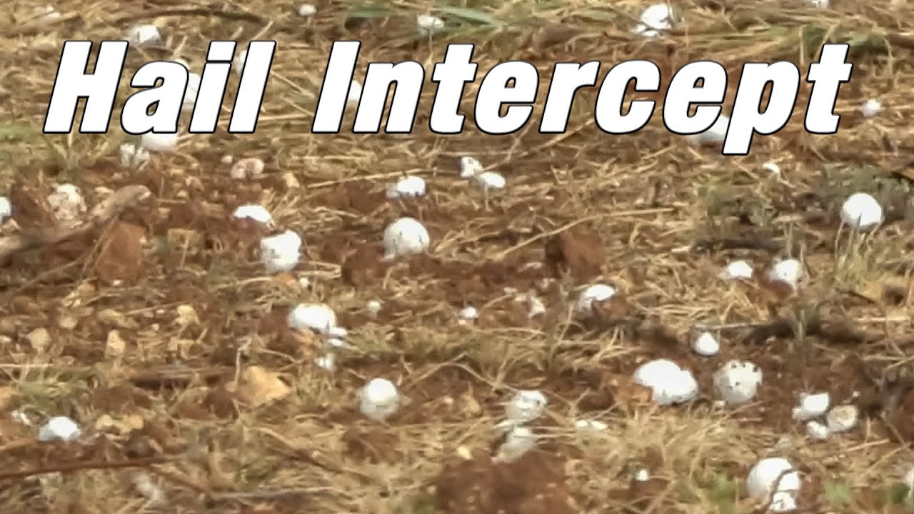 Storm Chaser intercepts huge hail - Sweetwater Texas - 25 April, 2023