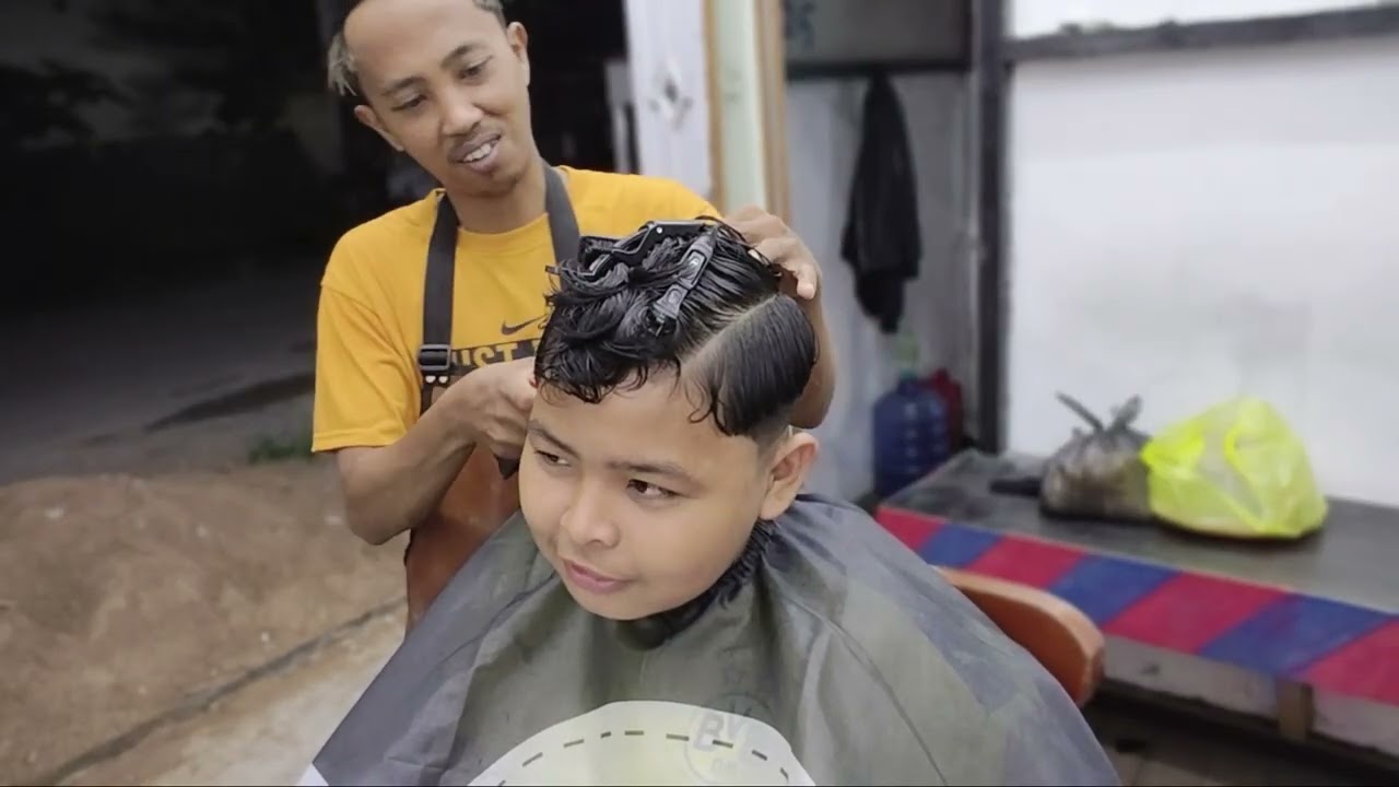 Cukur rambut anak sekolah kelas 8 keren #barbershop #homeoffade #barber #fade #lowfade #undercut 