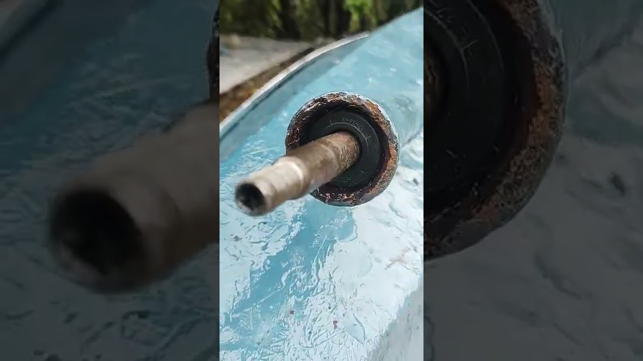 canoa pescadora (parte 2. Pintura e instalación de eje en cañonera)