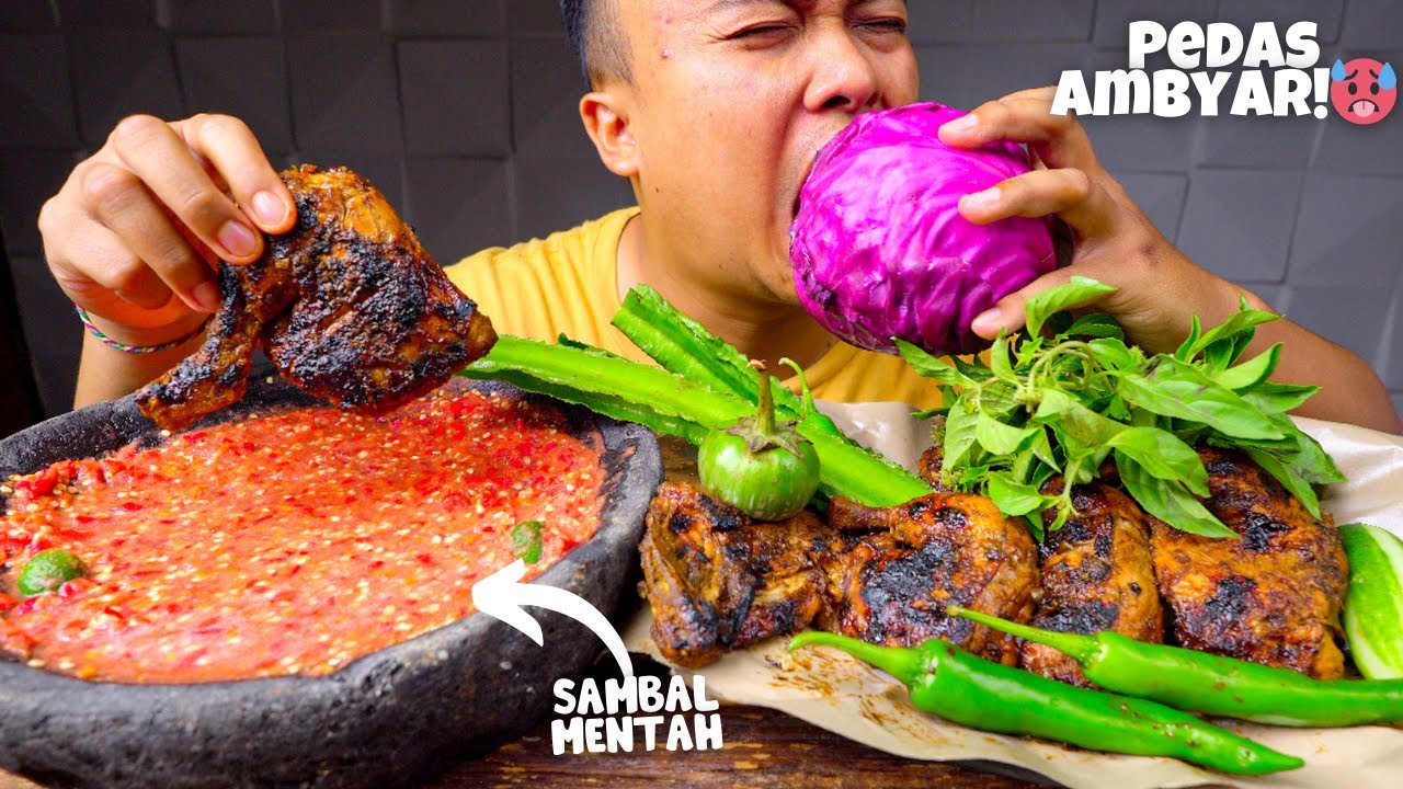 GAKUAT‼️ MUKBANG AYAM PEDAS BAKAR LALAPAN MENTAH PLUS SAMBAL MENTAH SECOBEK! MAKAN PEDAS INDONESIA