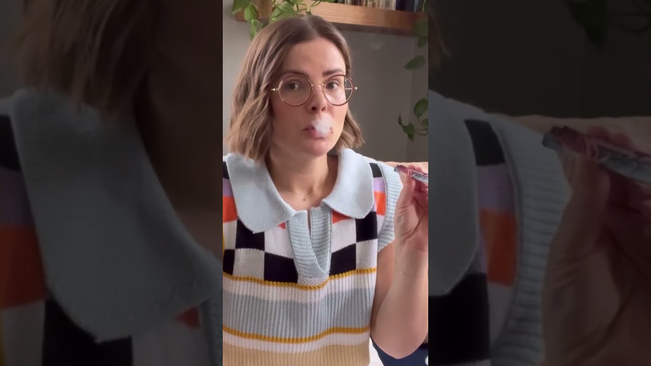 HOW TO: use a one hitter pipe #420 #art #puffpuff #handmade