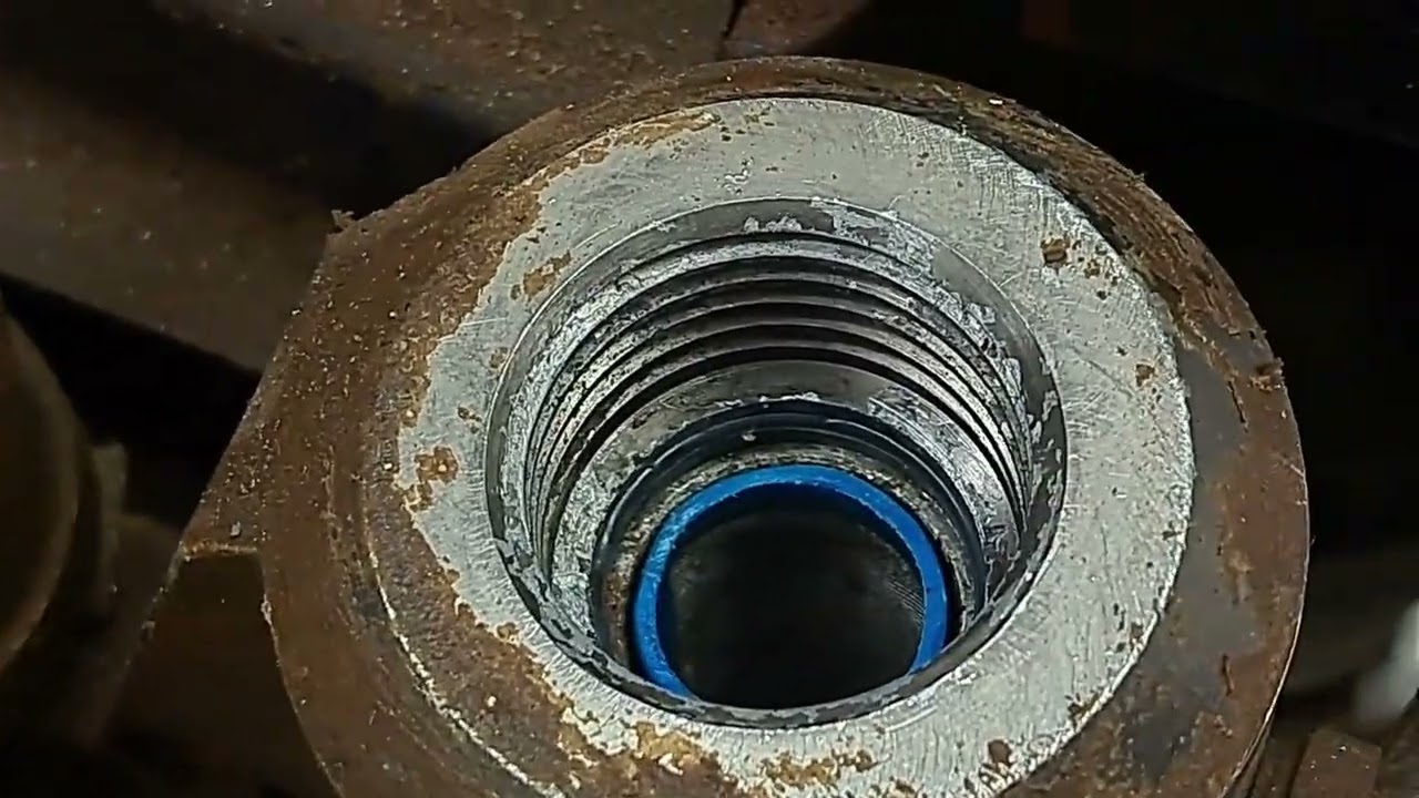 Graco airless Filter leak. Why and how to repair the leak.