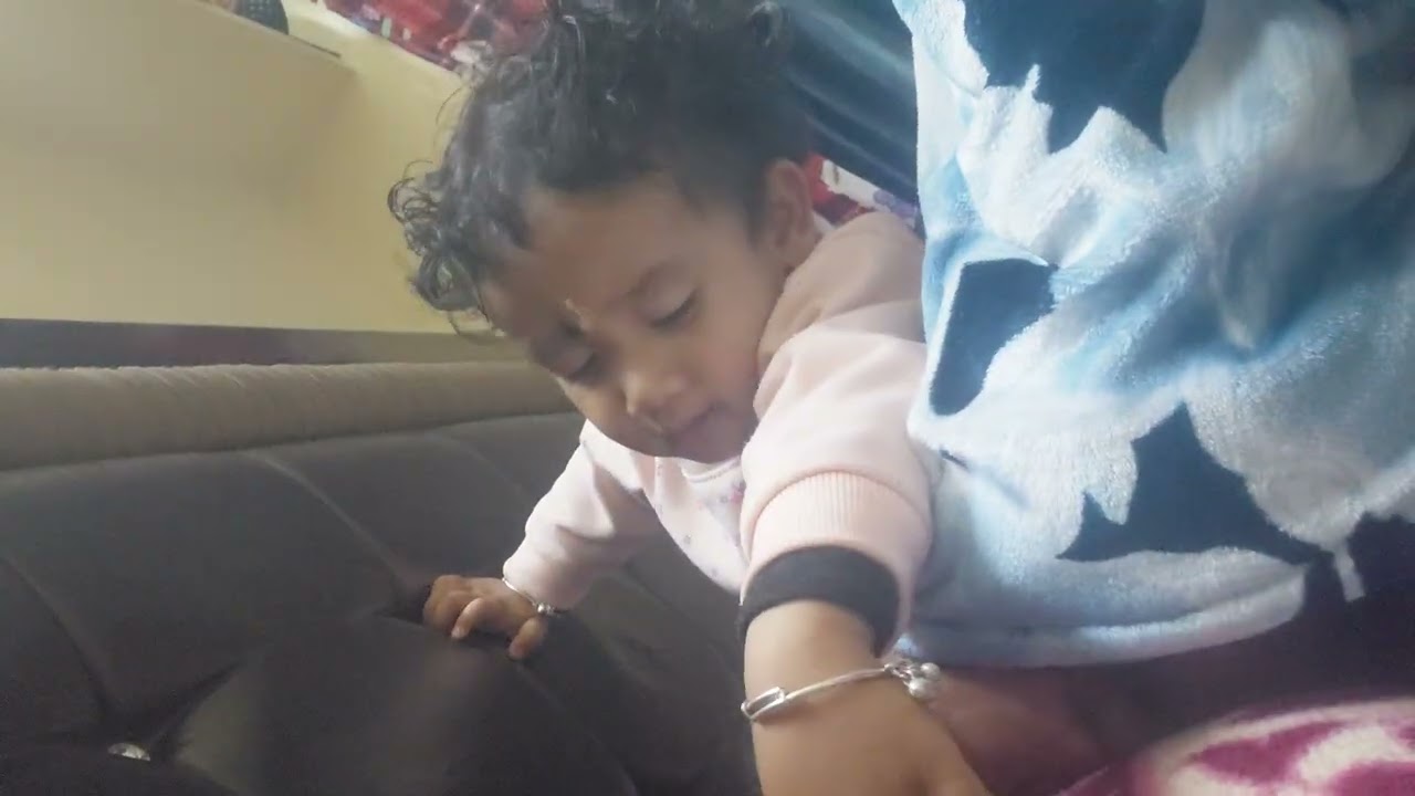 Mumma or betu🥰😘#trendingreel #cutebaby #2026 #funny 