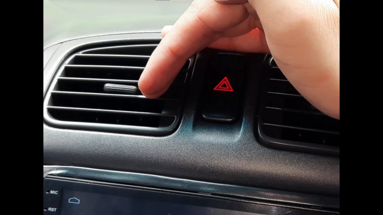 Cambiar bombillo botón luces de parqueo