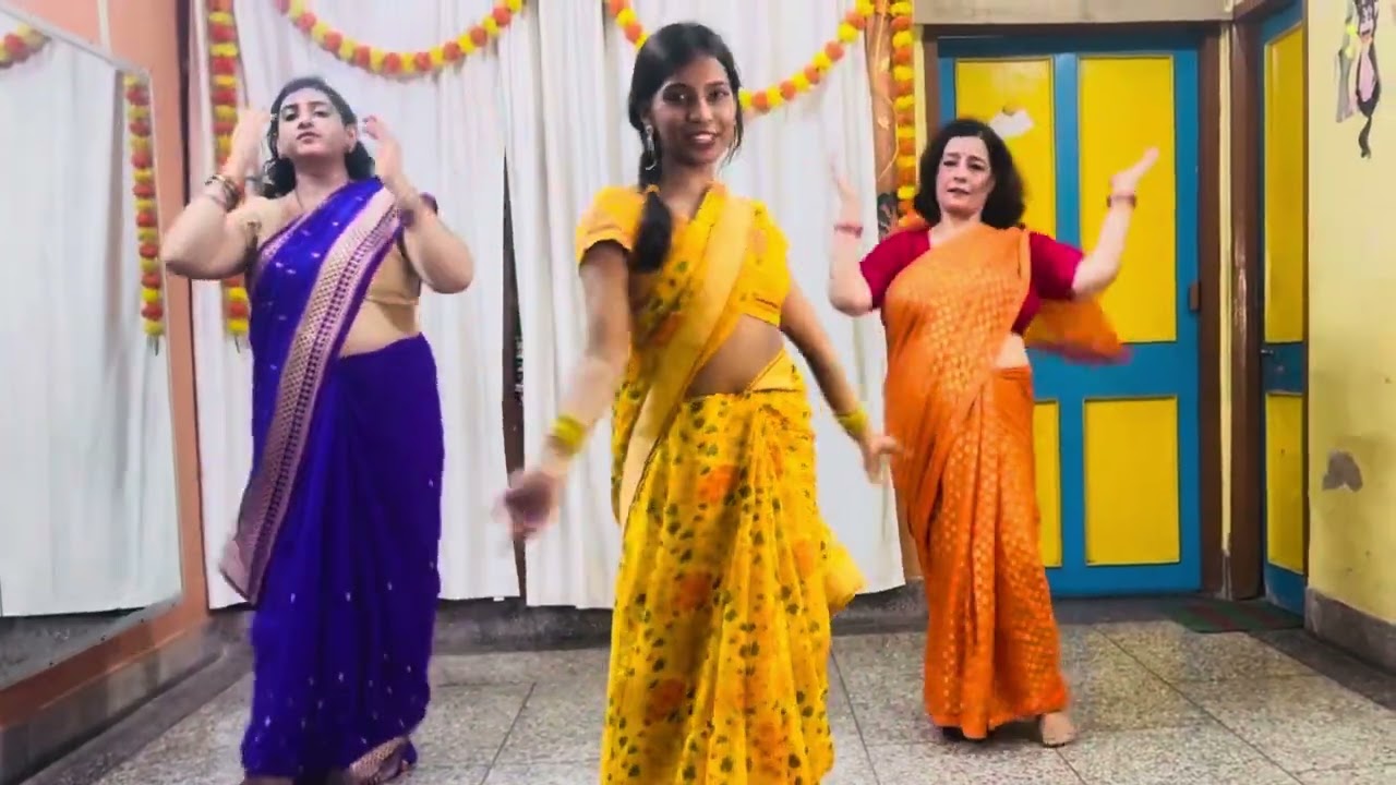 Lamba-lamba ghunghat kahe ko daala??👀👁️…🤫.   // Suchita singh Choreography 