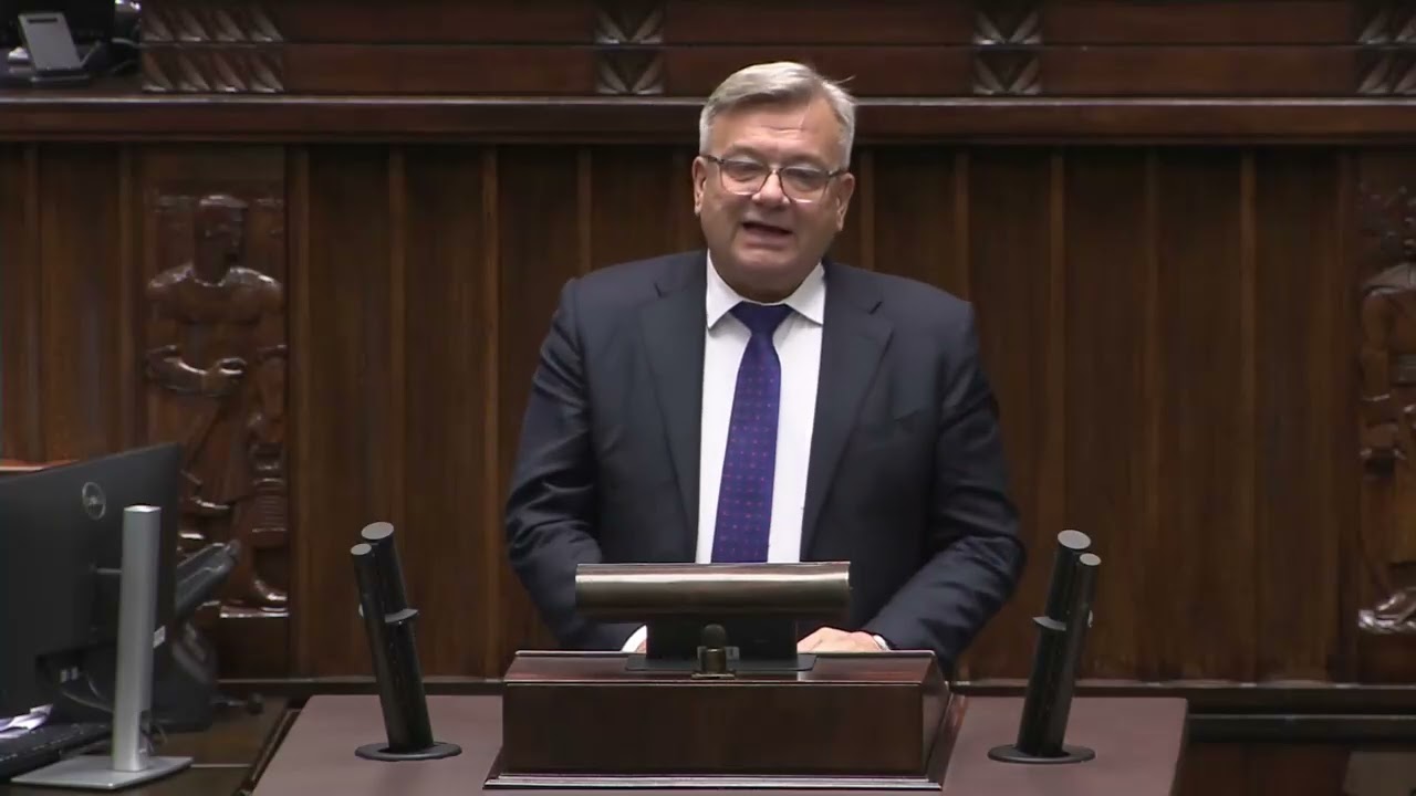 Artur Łącki - ustawa o broni i amunicji