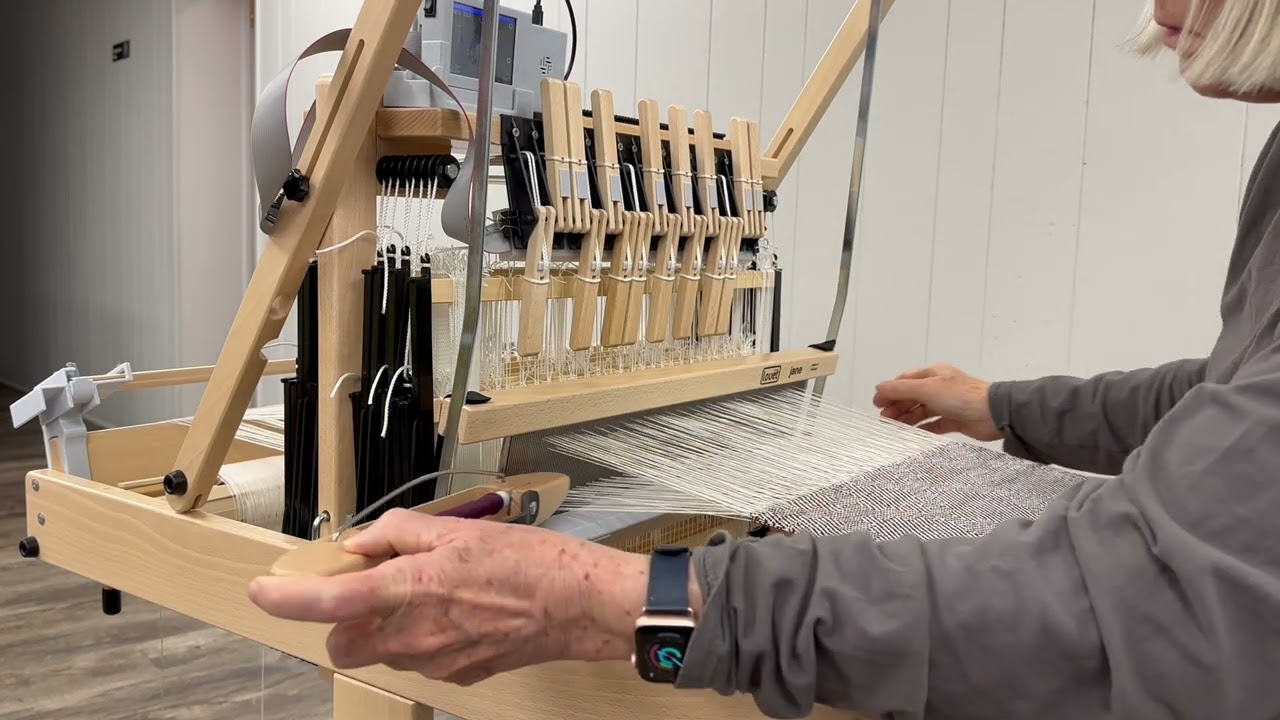 WeavingOnTheJane