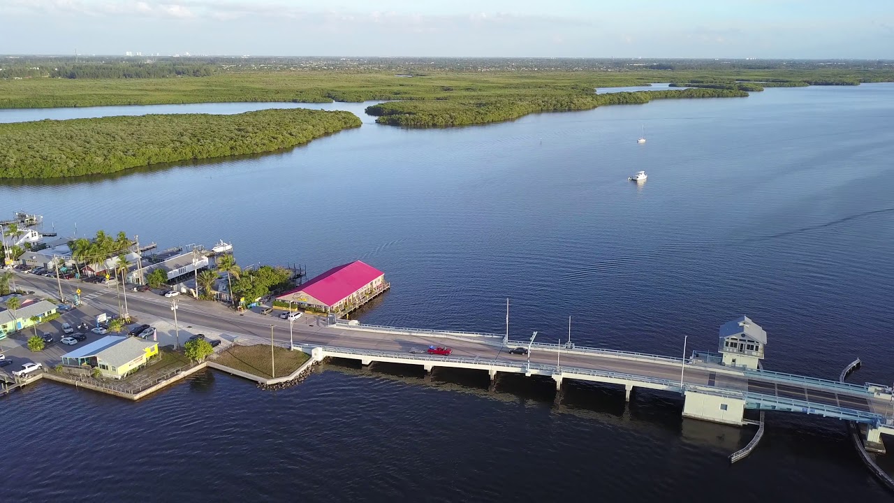 The Island Town of Matlacha - Green Mountain Drone Visits The Sunshine State