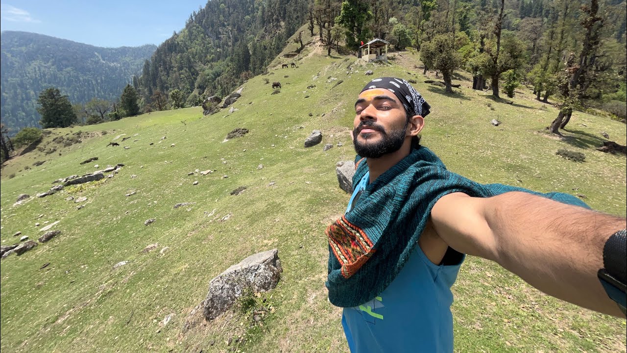 3 KM का ट्रैक करने के बाद इस प्यारी सी जगह पहुँच सकते हैं आप 😍 || Urgam Valley Part - 4 || Gaurav