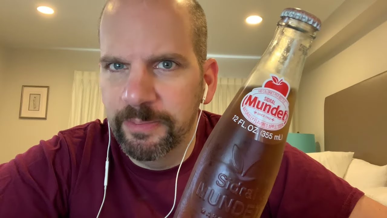 Sidral Mundet Taste Test | Mexican Apple Soda | Obscure Cola
