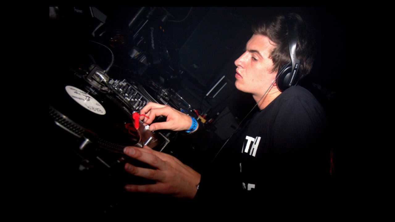 Skream - August Mix (2005) Dubstep