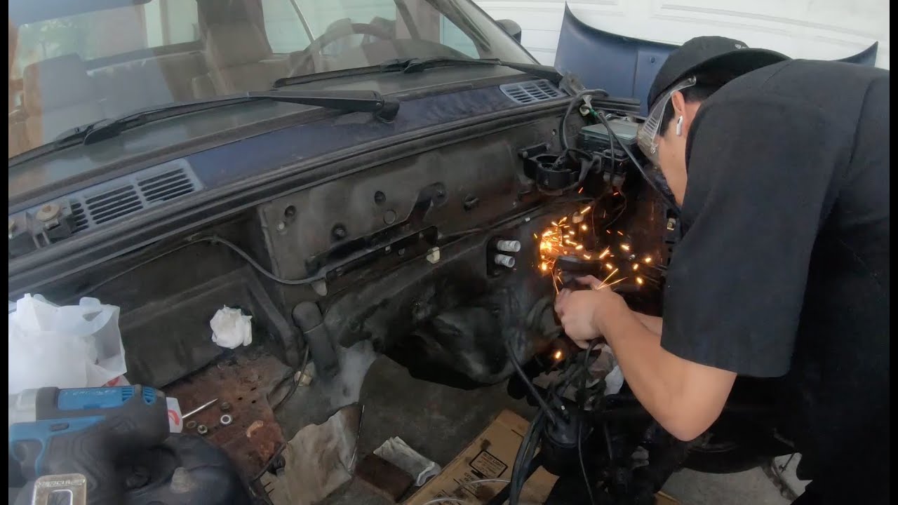 E30 M50 Swap pt 3 - Brake Booster Relocation & Manual Pedals