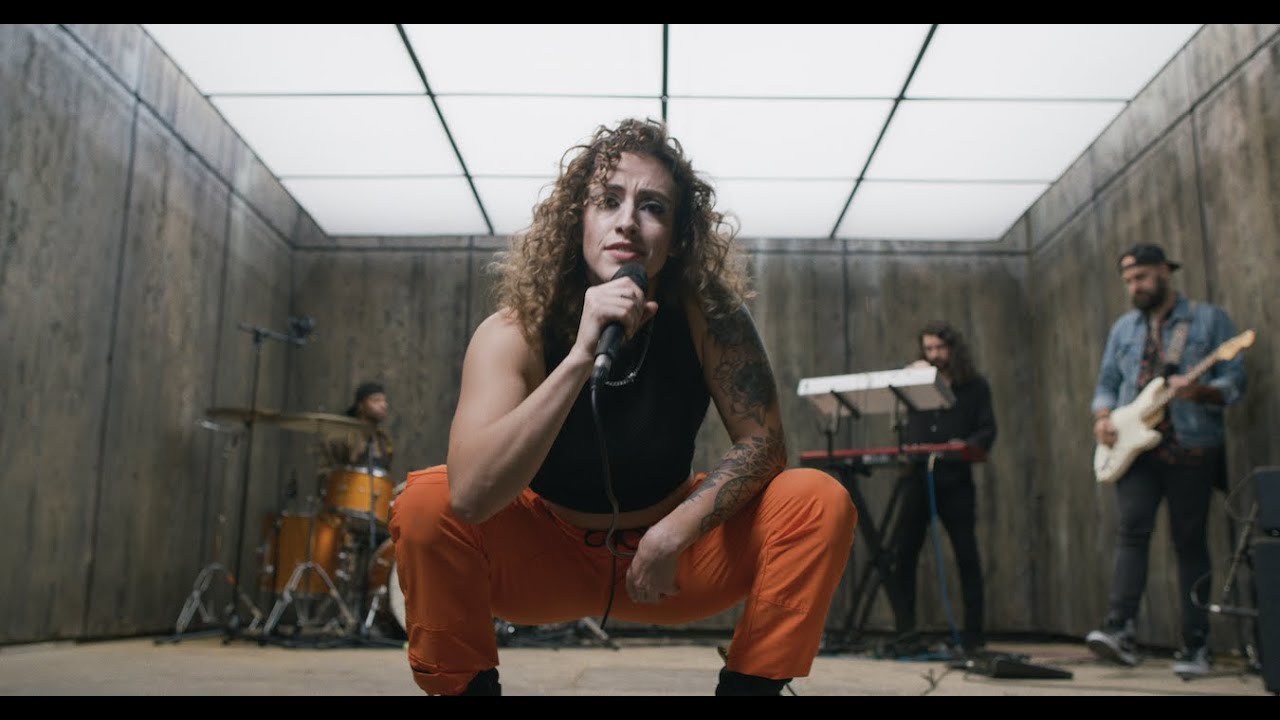 Anna Clendening - I Don't Even Like You Anymore [Official Performance Video]