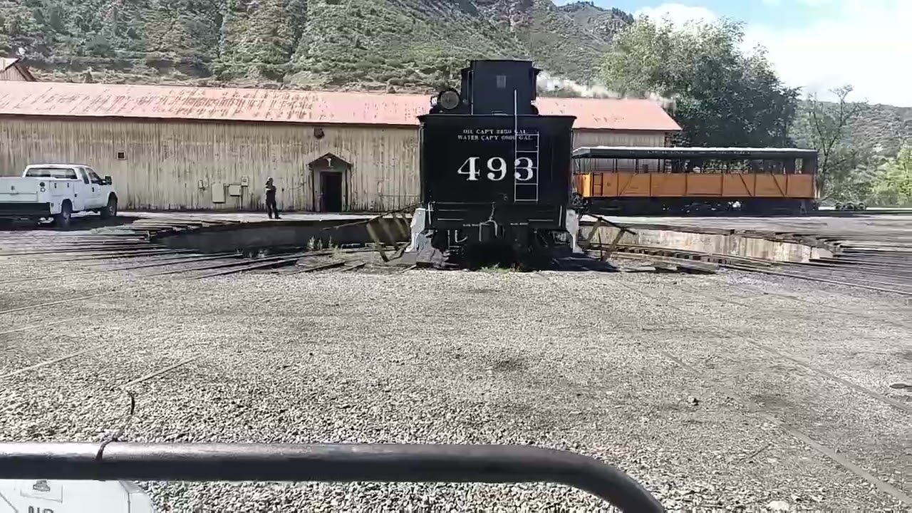 493 on turntable @DurangoTrain