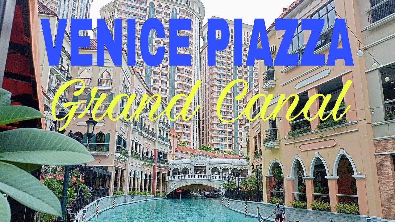 VENICE PIAZZA