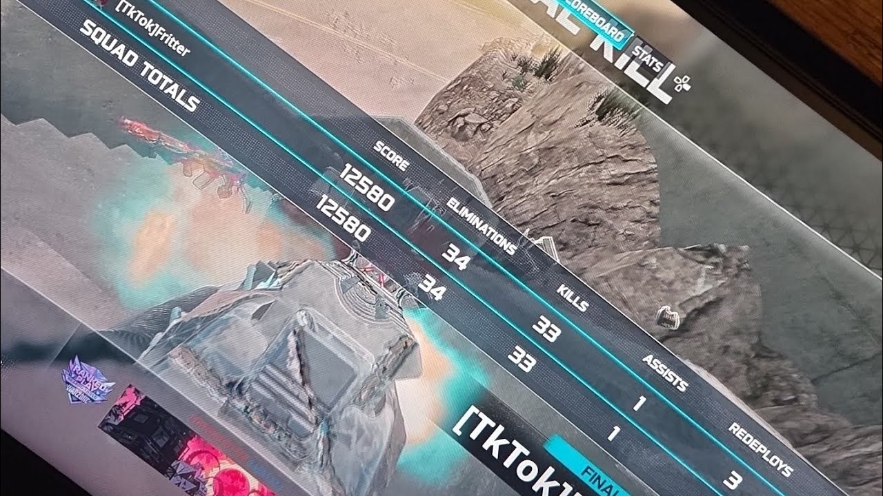 I Broke My PR and Dropped a 33 Kill Win in Solo vs Quads on Rebirth Island! 