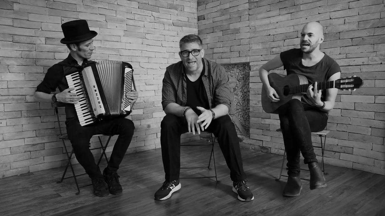 Petruska - Szeptember végén (hivatalos video)