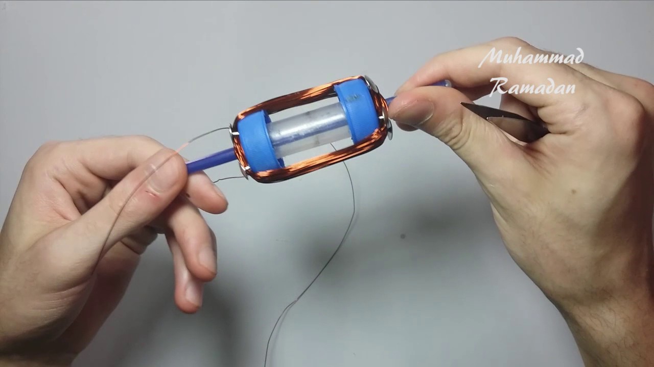 Homemade DC motor (2 coils & commutator) model 01