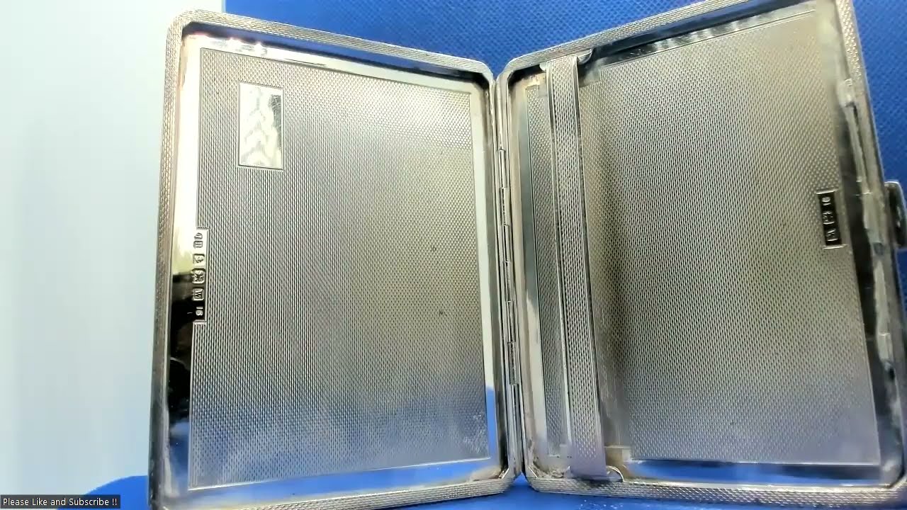 Silver cigarette case,  vintage stunning !!!