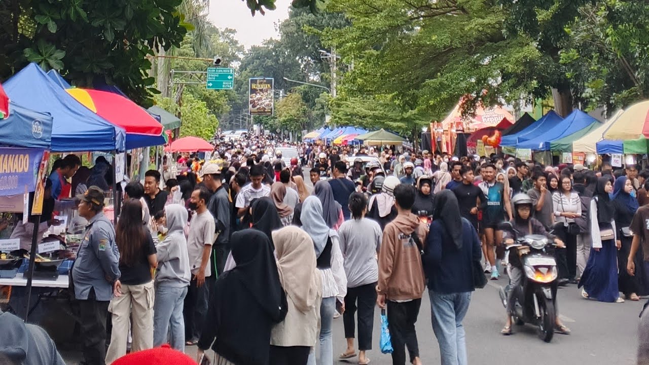 Situasi Pasar Takjil UM 1 Maret 2026