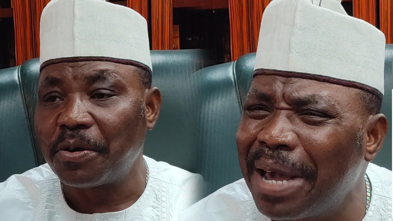 I DR. AKINTUNDE AYENI WAS THE 1ST PERSON TAKEN TRADITIONAL HERBAL FROM NIGERIA TO LONDON 