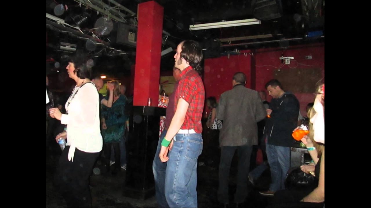 ♫  OUR SUNDAY AFTERNOON OUT , @ THE TWISTED WHEEL ..