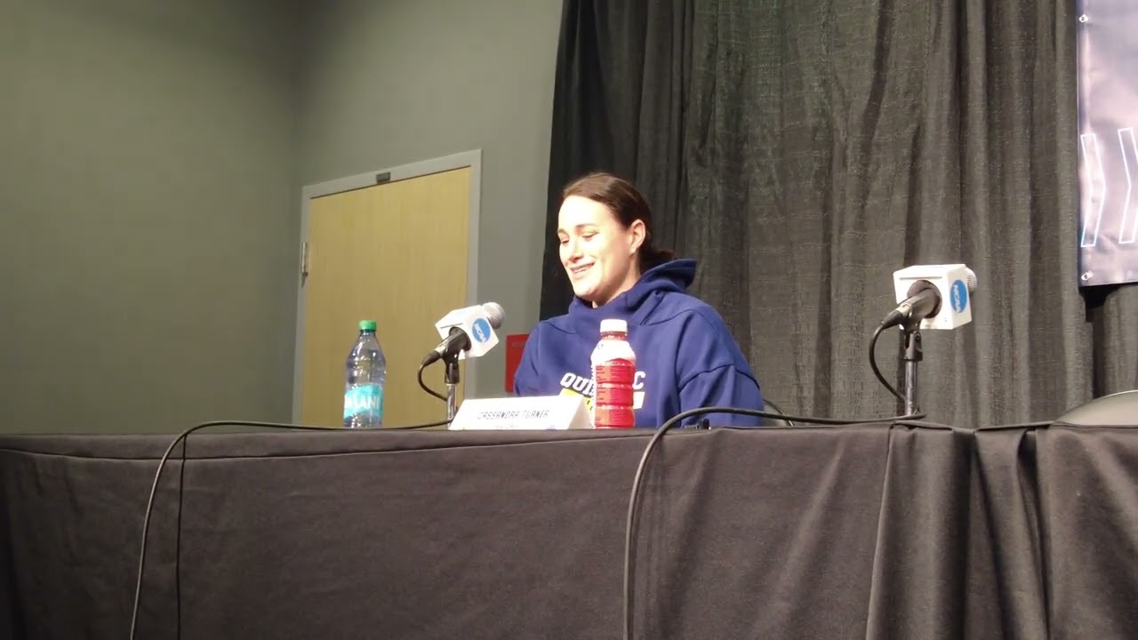 NCAA Tournament Quarterfinal Preview | Wisconsin women's hockey vs Quinnipiac Bobcats