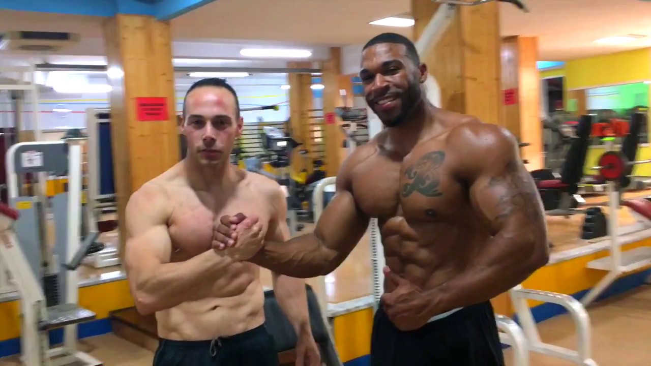 TOP 4 TRICEPS ØVELSER