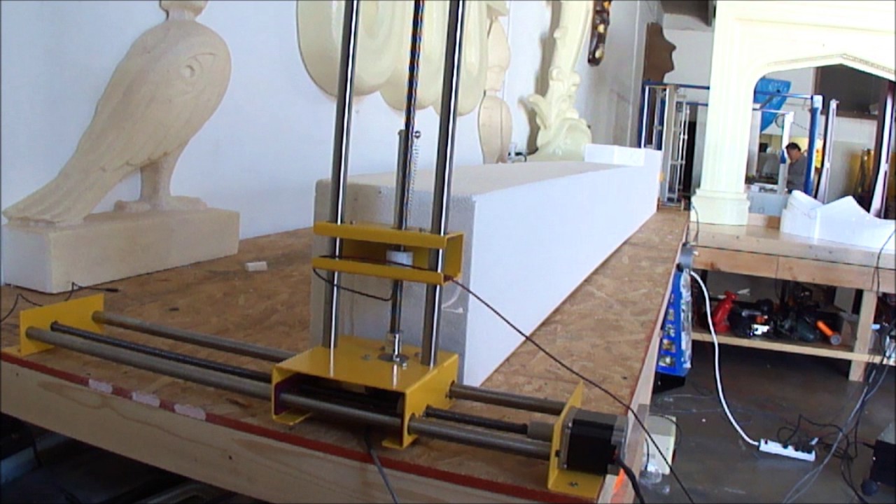 12 foot hot wire cnc foam cutter.wmv