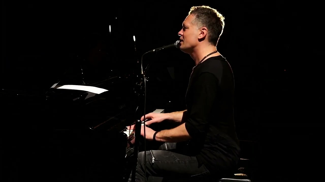 Krzysztof Antkowiak - Uncle Ted (live)