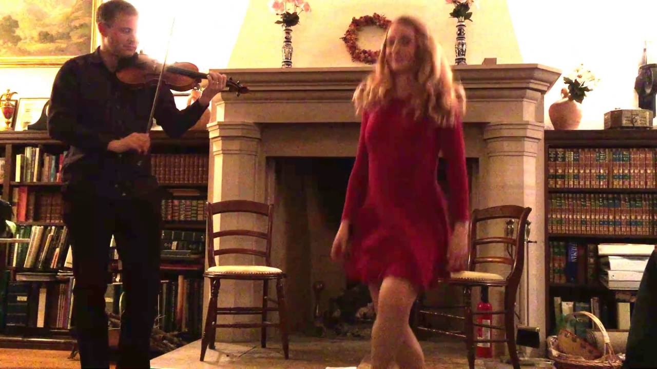 Caitlín and Ciarán 1: Belfast Hornpipe/Glory Reel
