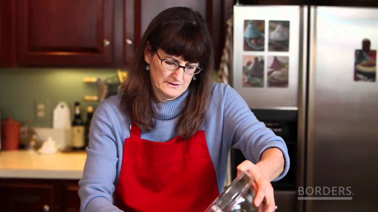 Cookbook of the Week: Tuscan Kale and White Bean Ragout