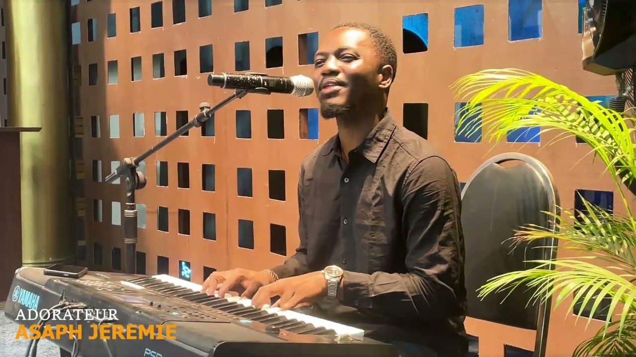 Faisons culte ensemble 🙌🙌@MAAJABUGOSPEL @sarahdjamba5523 @MichelBakenda @henockkweteofficiel4377 