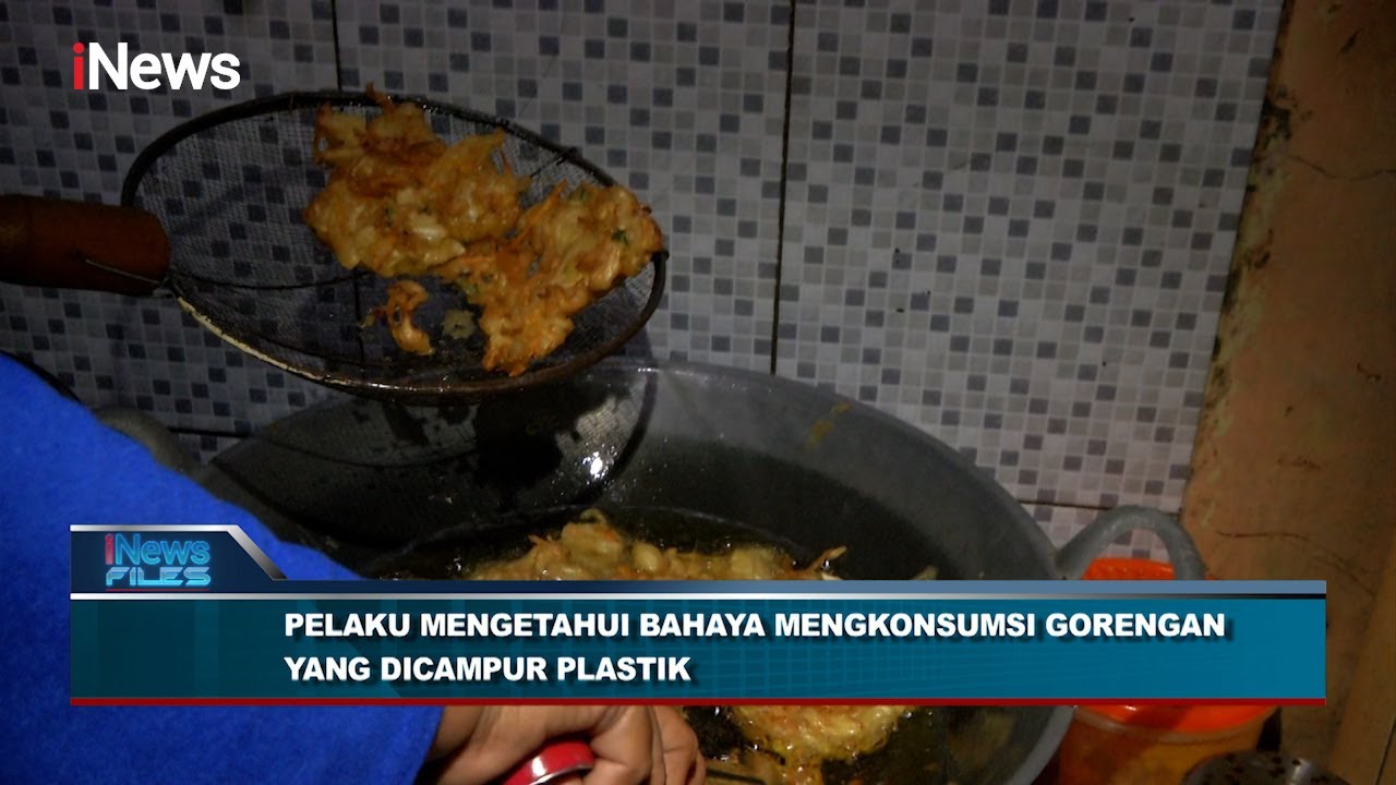 Oknum Pedagang Gorengan Nakal Campurkan Sayuran Sampah dan Minyak Plastik Part 01 #iNewsFiles 05/06