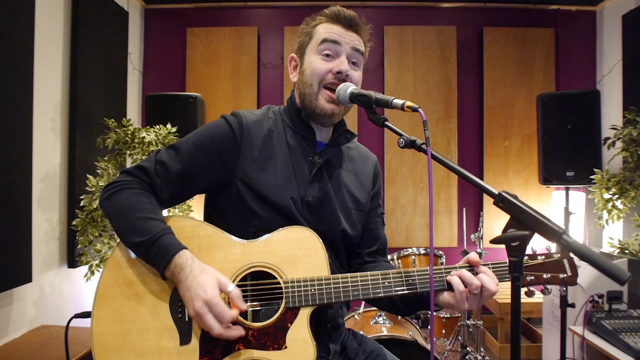 She Loves You (acoustic version)