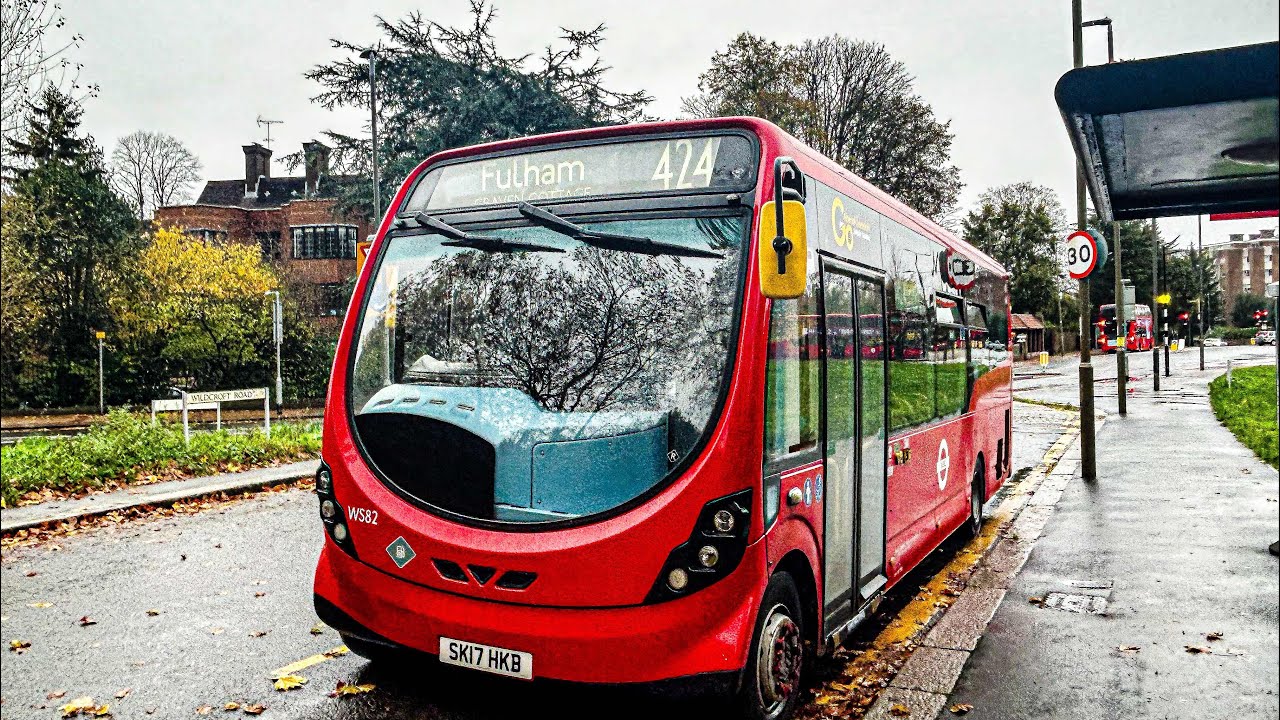 FULL ROUTE VISUAL|London General Bus Route 424 Putney Heath-Fulham,Craven Cottage|WS82(SK17 HKB)