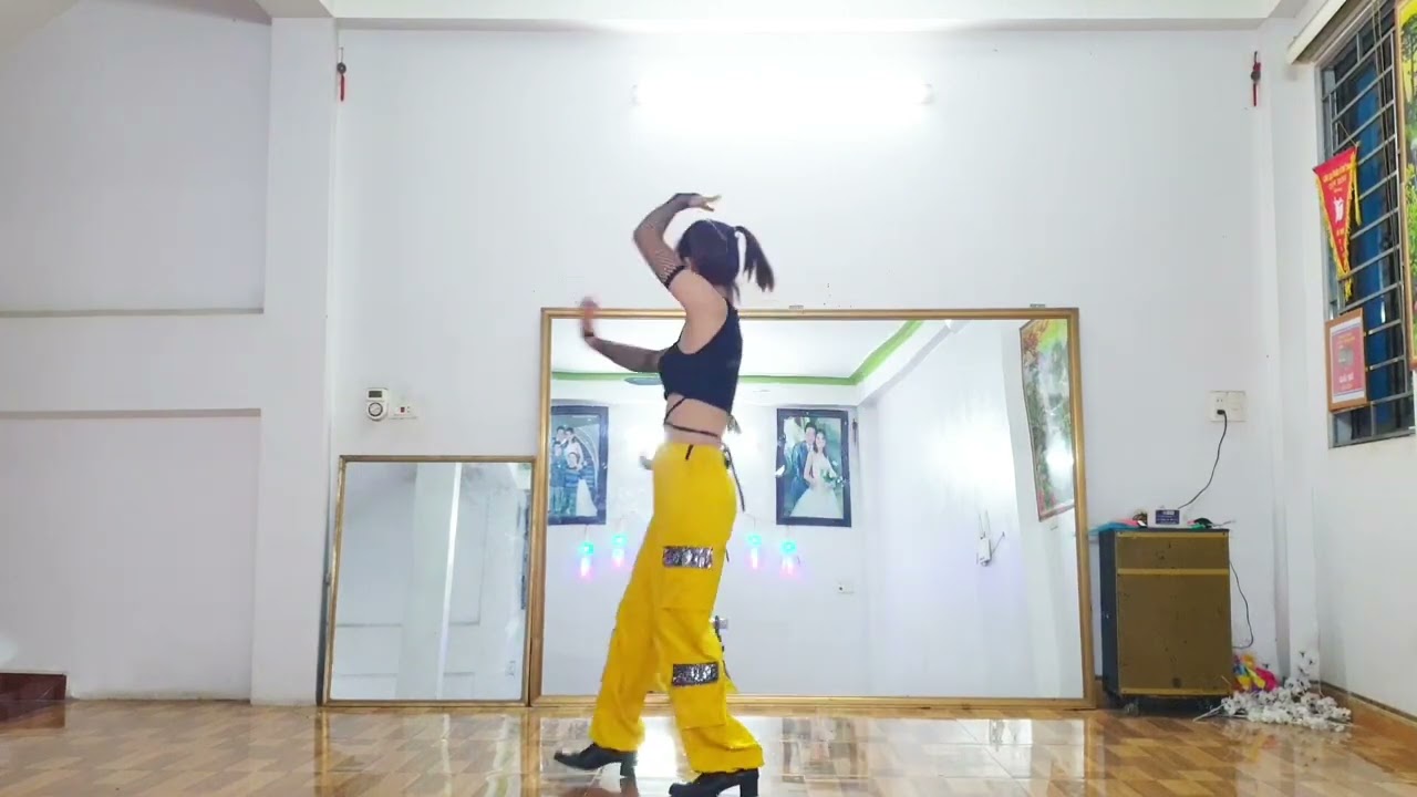 bản cùng hướng @ yêu là cưới &