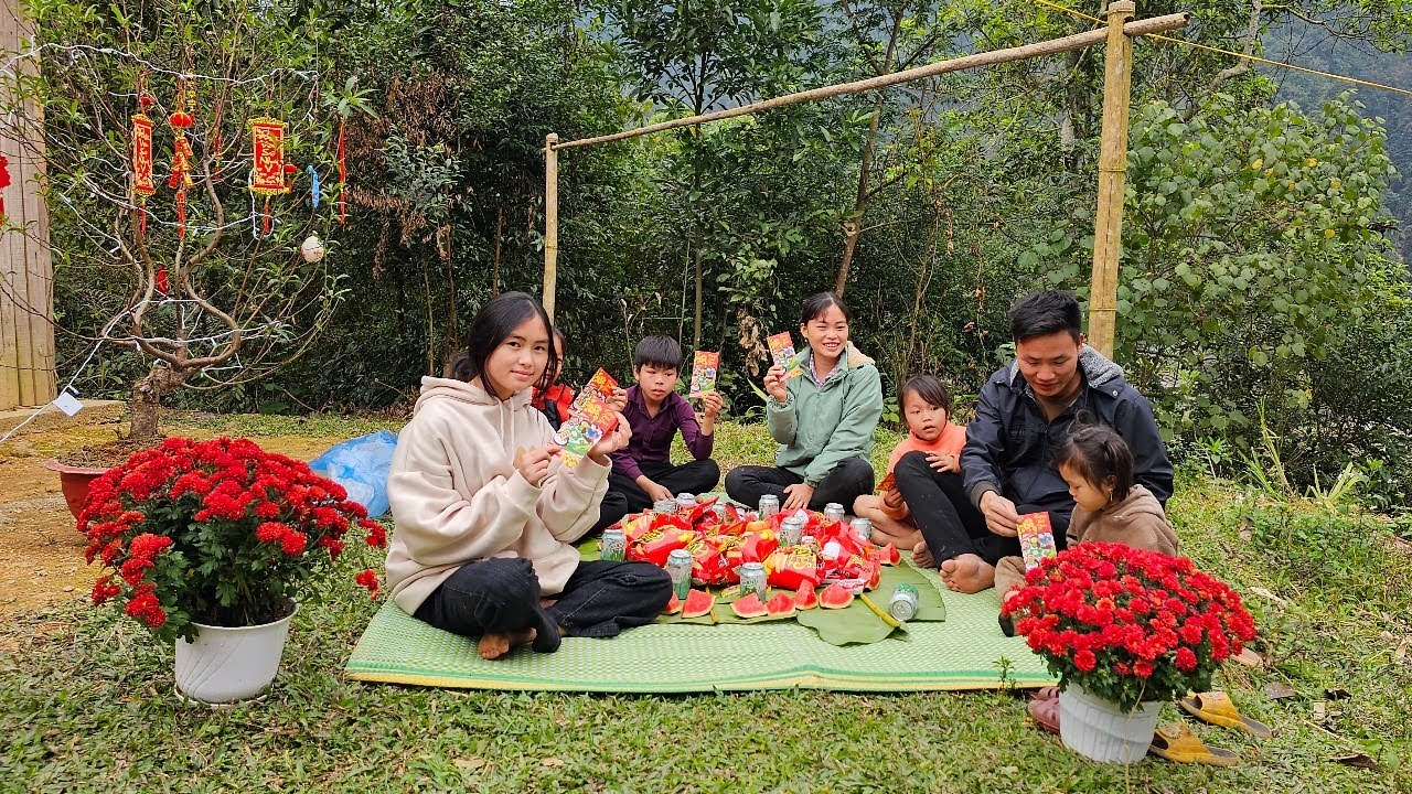 Kien Ka and I celebrated Tet with poor children in the highlands