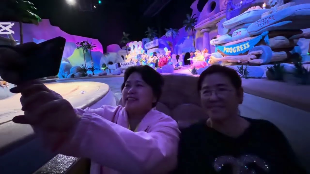 Warner Brothers Yas Island Abu dhabi 2026 with mama tita julie and tita nilda