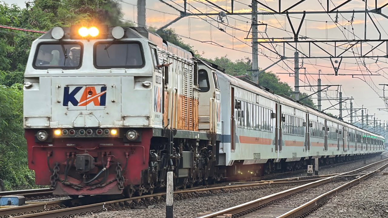 HUNTING KERETA API DI JPL 109 CIKAARANG‼️Menemukan lokomotif langka dan KLB Di tiber 109 cikarang