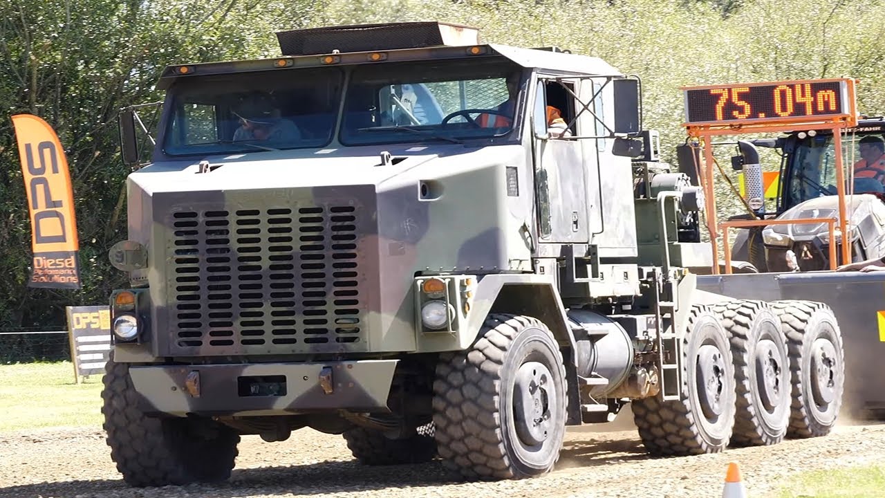Ex-US Military Oshkosh M1070 Truck Pulling at Southern Field Days in Waimumu