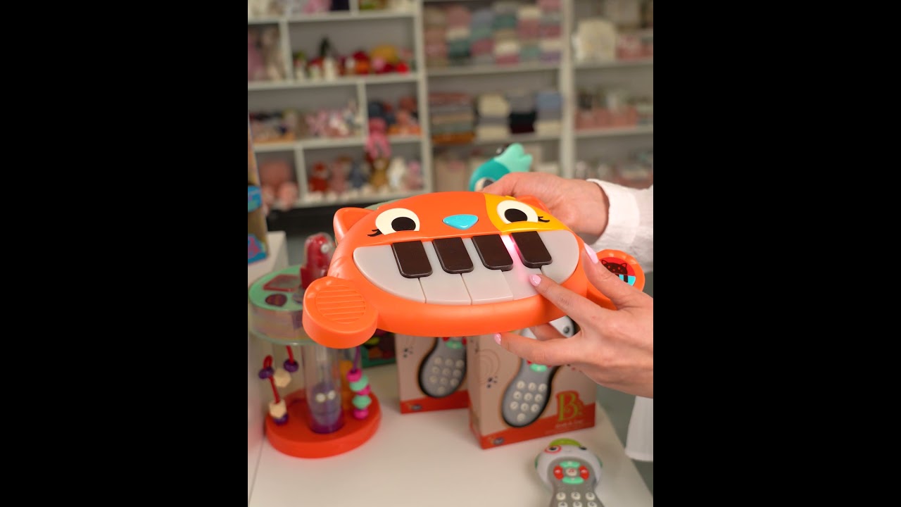 Pomysły na prezenty świąteczne dla maluszków od 6 do 12 miesiąca. Prezentownik świąteczny Ancymon