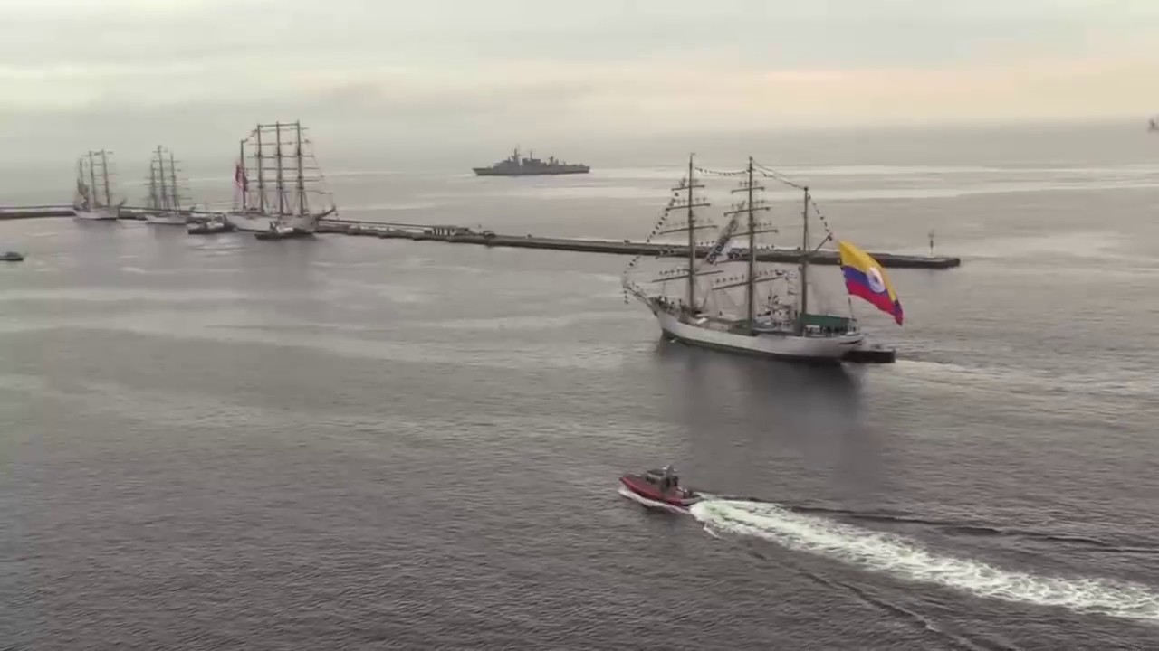 Grandes veleros sudamericanos arriban al Puerto de Valparaíso