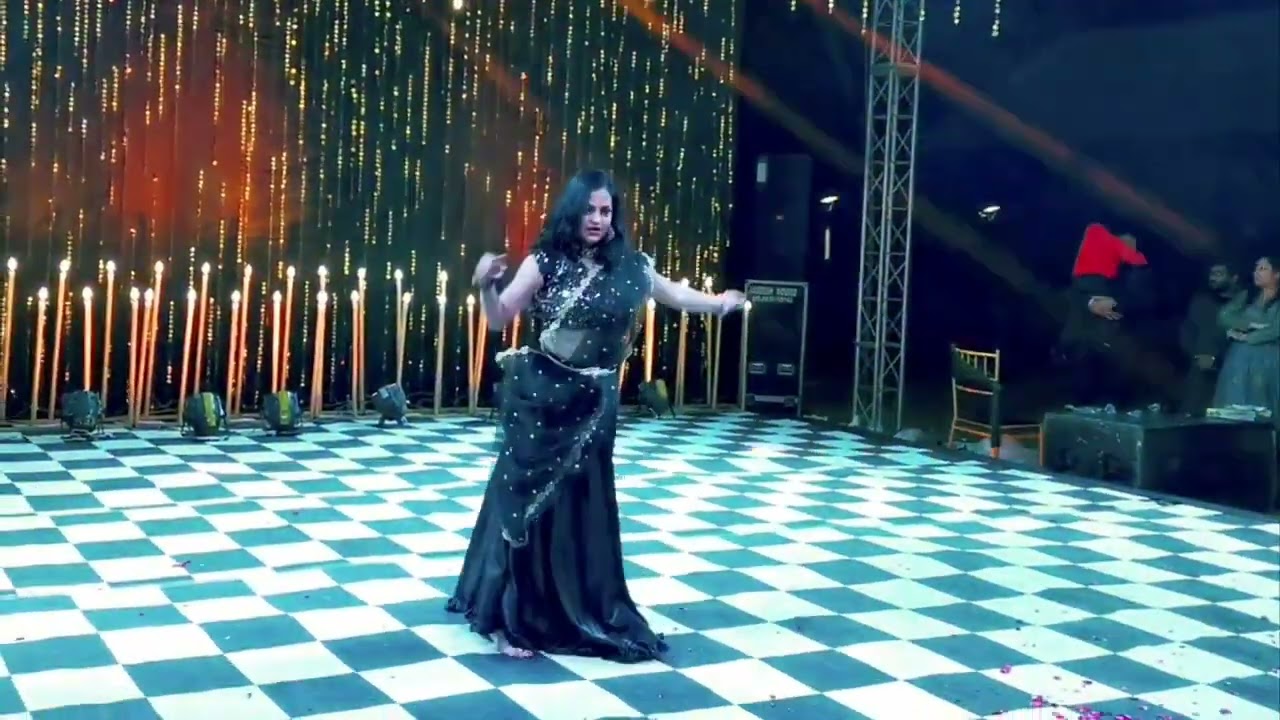 Priya Dance Mashup || Apanq Roop Rang Sajaun ||@Multitasker Priya 