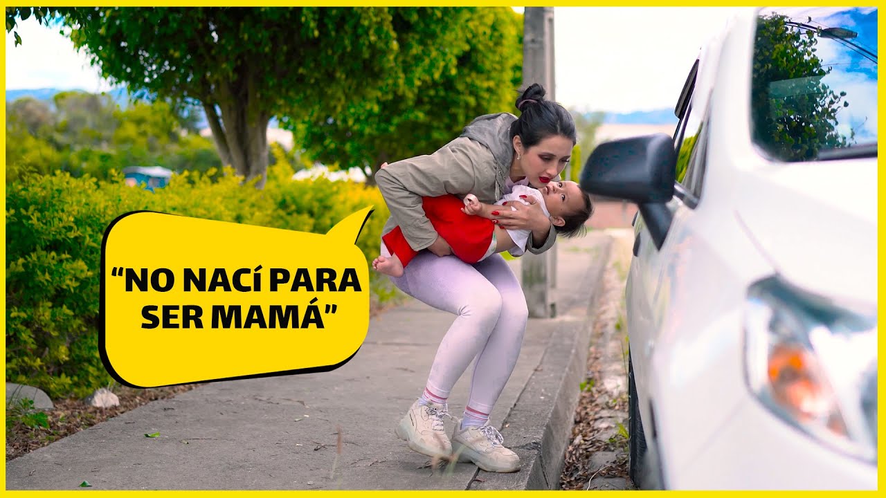 Dejo a su hija en el carro de su hermana sin pensar que no volvería con ella