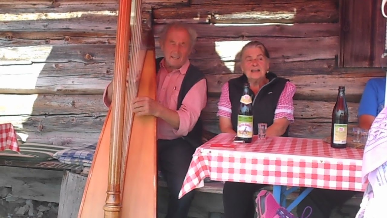 Peter der singende Wirt auf der Steiner Hochalm