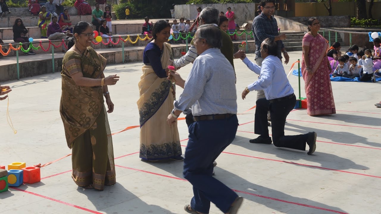 Grand Parents Proposal Race I  || Sports Day || 2016-17 || Eurokids A S Rao Nagar